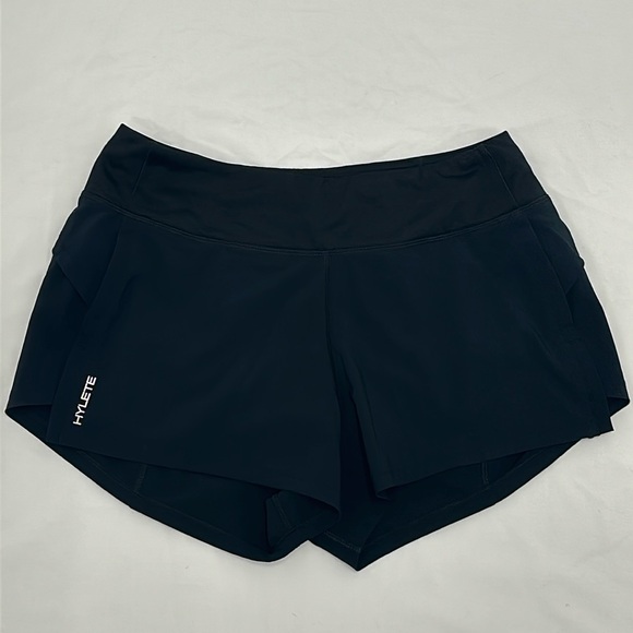Hylete Black Versa Women’s Athletic Lined Shorts with Pockets - Picture 1 of 7